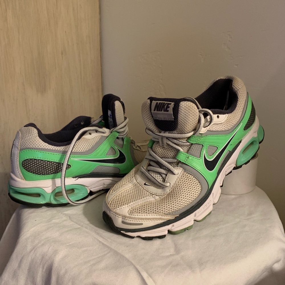 Nike running shoes size 6.5